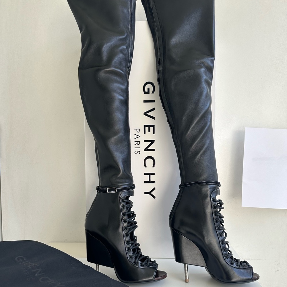 GIVENCHY Narlia Over The Knee Boots Runway Lace Front Open Toe sz 36 NEW w/box